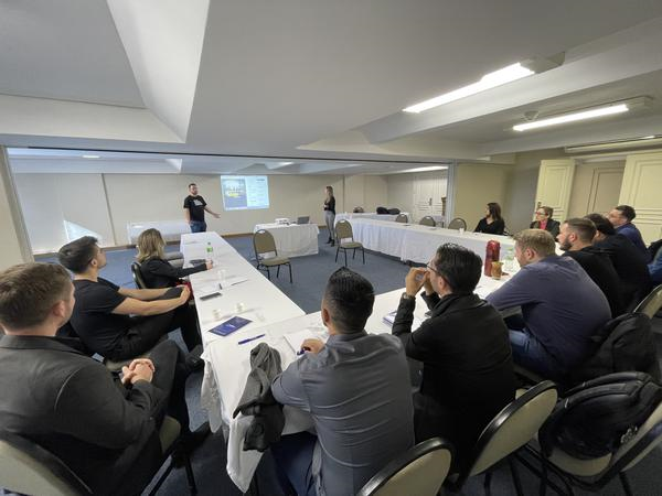 CDL Jovem realiza encontro com integrantes do movimento lojista no 2º Encontro de Lideranças em Porto Alegre