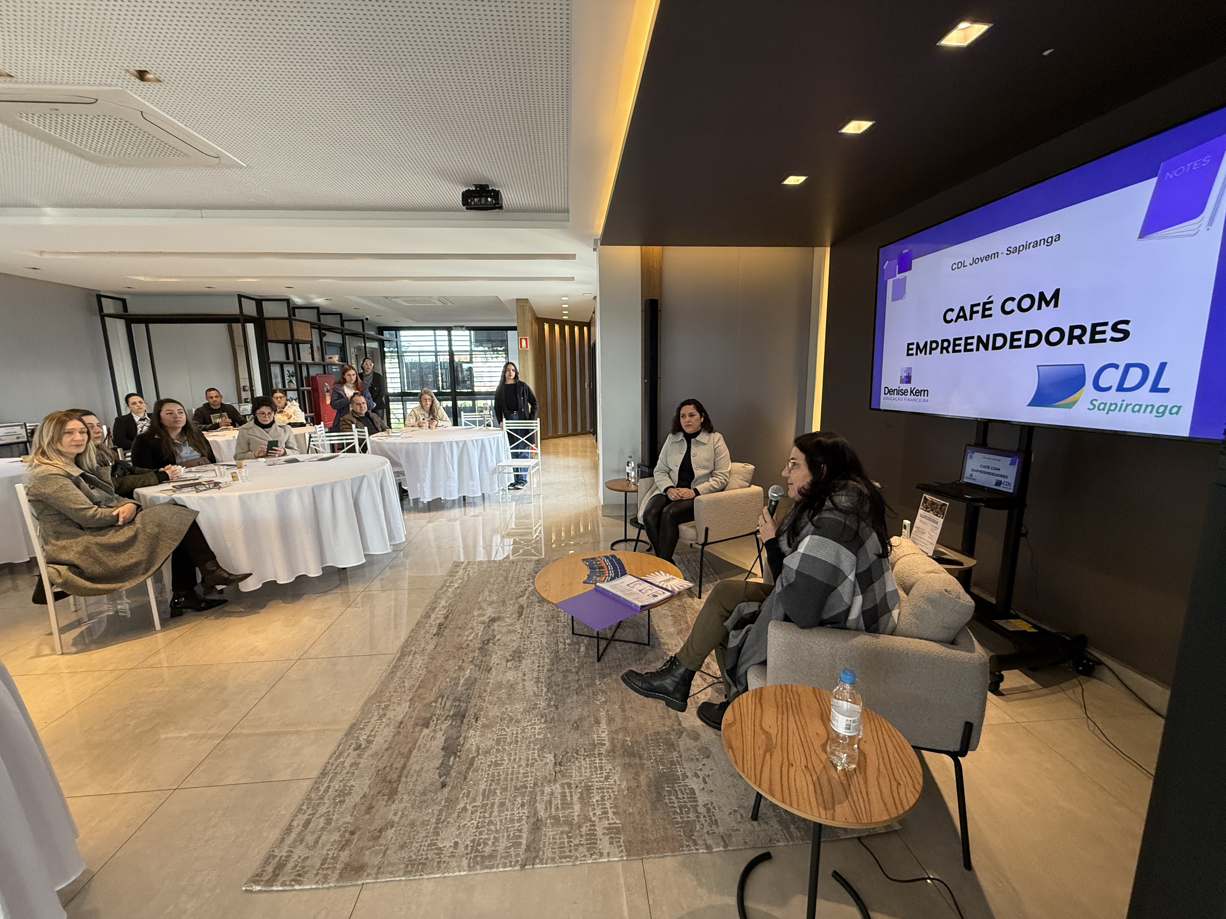 Mais de 4 milhões de empresas abertas e 854 mil fechadas: gestão é chave para sobreviver