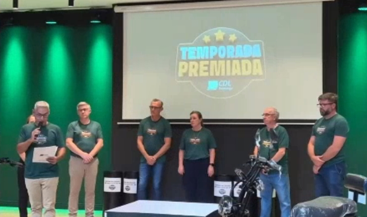 Sorteio da Temporada Premiada entrega patinetes e scooter a consumidores de Sapiranga