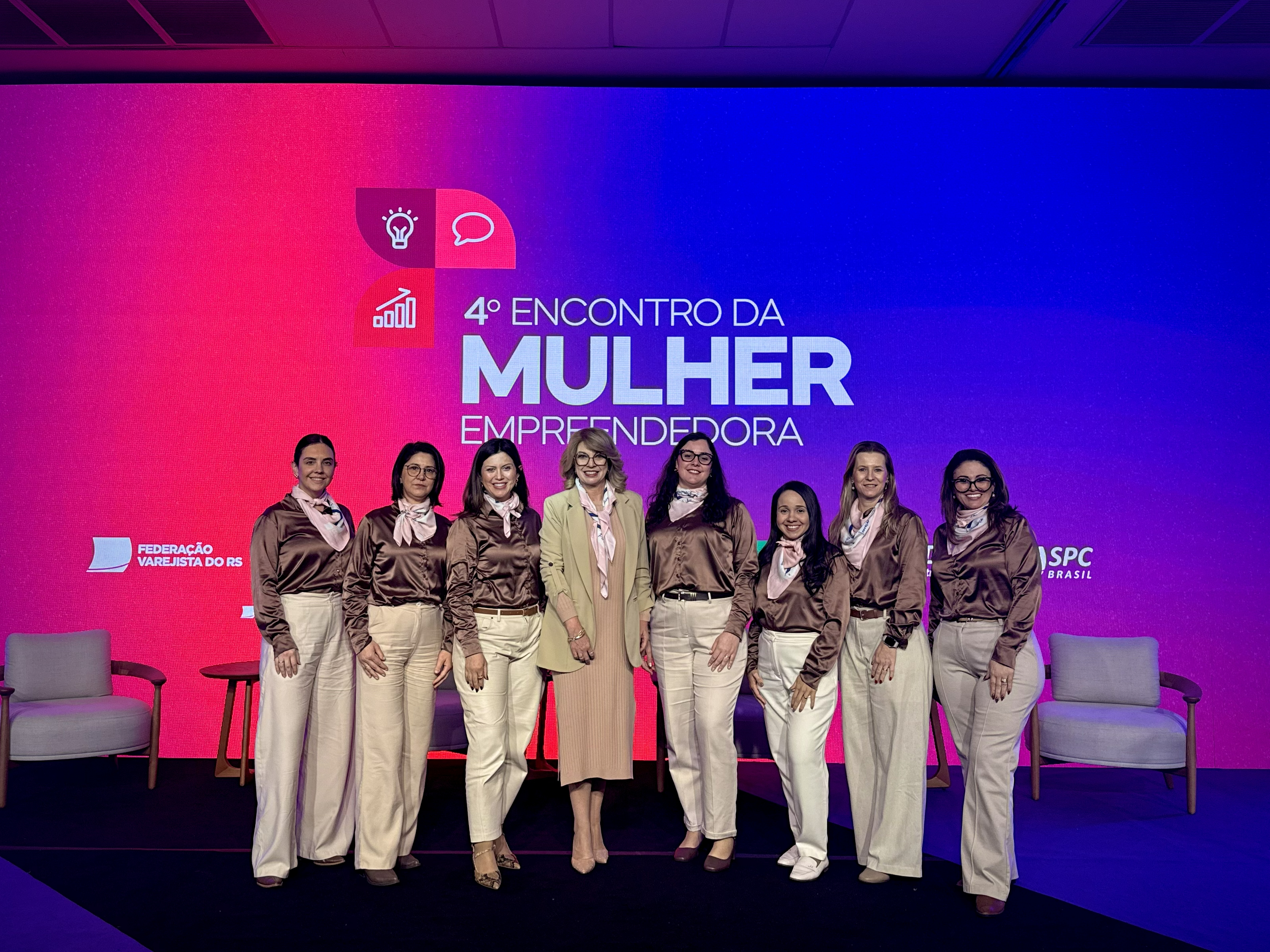 CDL Mulher Sapiranga participa de encontro estadual sobre liderança feminina